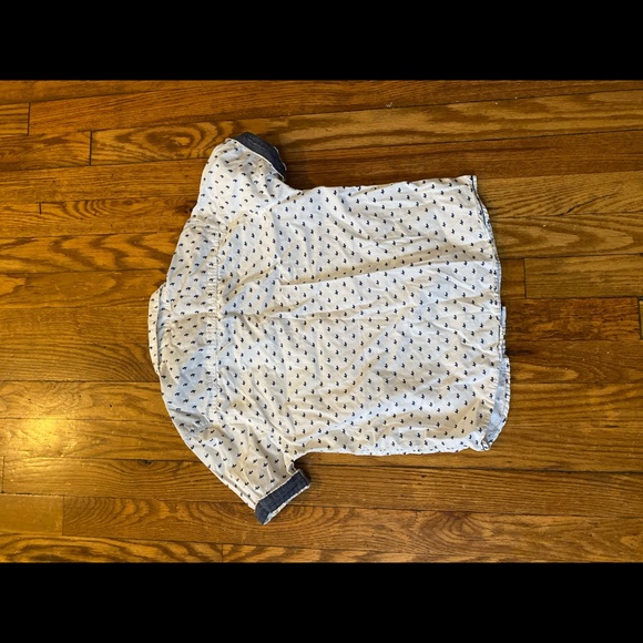 Top - Picture 3 of 3